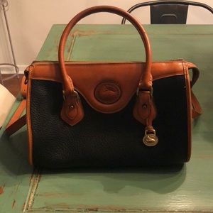 Vintage leather navy Dooney & Bourke doctor bag